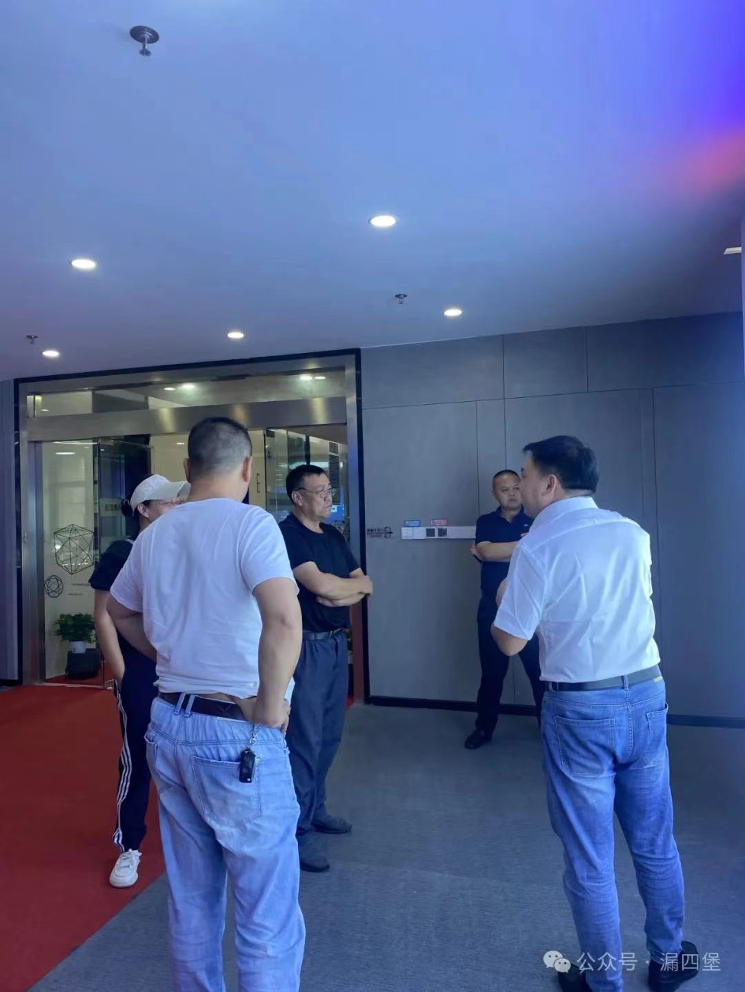 1727335084120346.jpg 1727335084120346.jpg