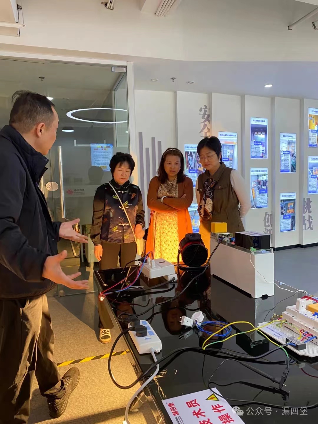 1728697778268690.jpg 1728697778268690.jpg